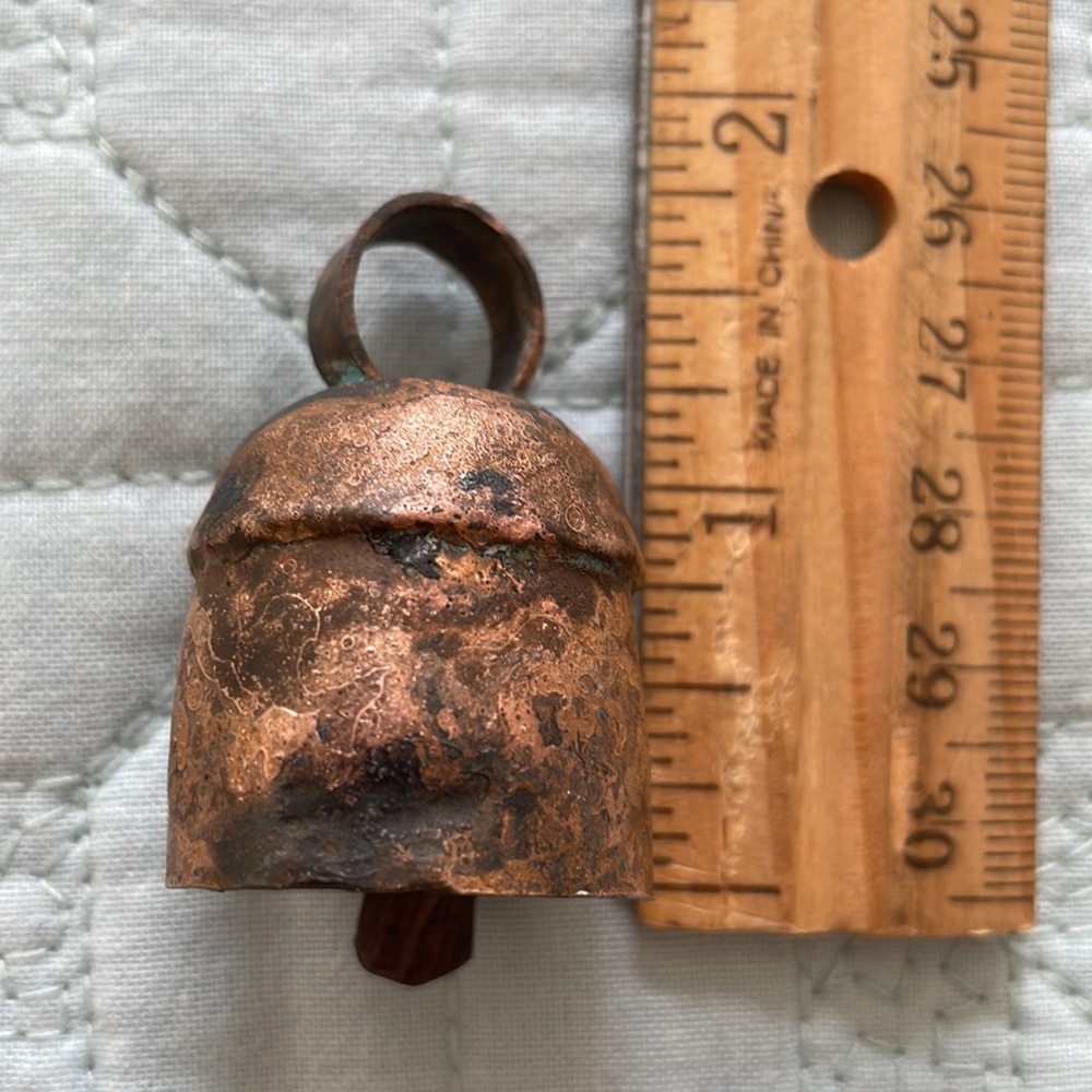 Vintage small sheep bell - Picture 2 of 2
